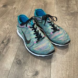 Nike Free TR Flyknit